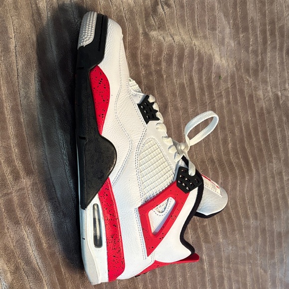 Jordan Retro White and Red Sneakers - Picture 4 of 8